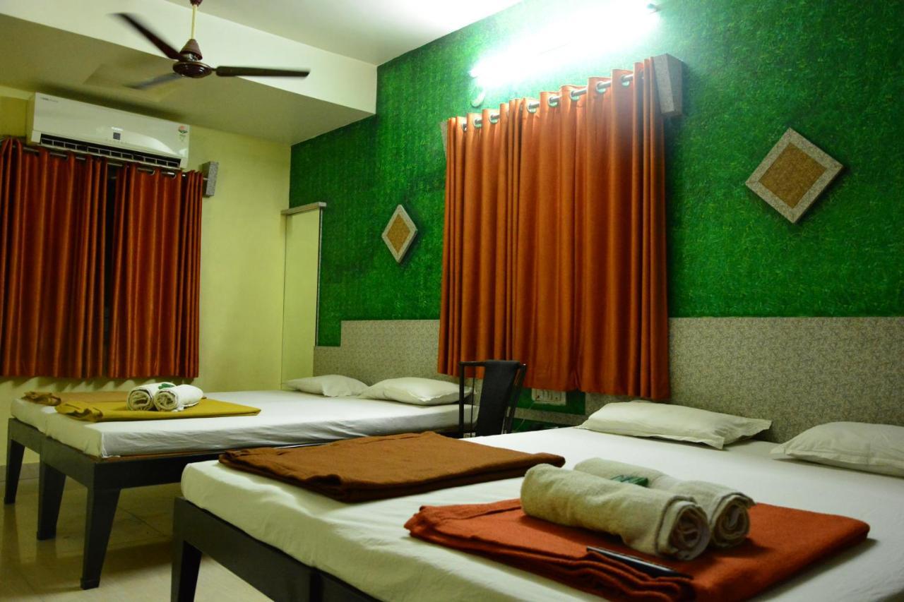 Hotel Sai Vishwa Shirdi Exterior foto